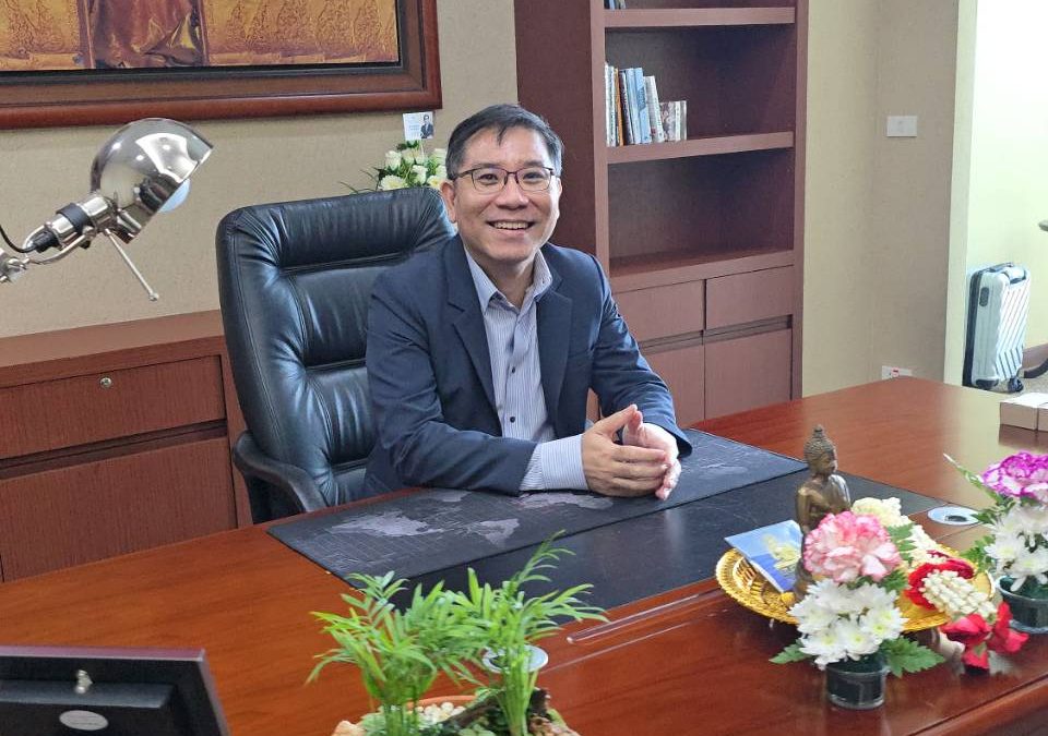 ขอแสดงความยินดีแด่ ผศ.ดร.สราวุธ จันทร์สุวรรณ์ ในโอกาสรับตำแหน่งรองอธิการบดีฝ่ายบริหารและเทคโนโลยีดิจิทัล